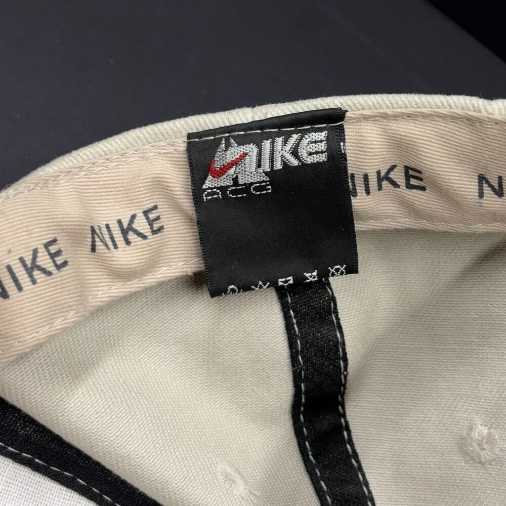 Vintage 2005 Nike ACG Cap Hat Beige Red Swoosh Logo Made In Korea Y2K - Picture 9 of 10